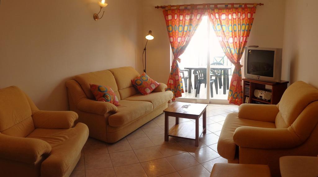 Apartamento Avenida Da Liberdade Албуфейра Стая снимка